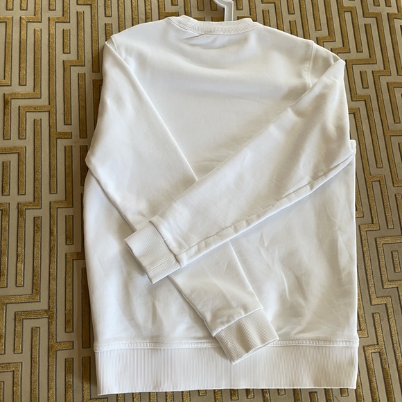 Authentic Burberry Crewneck. - Picture 3 of 3
